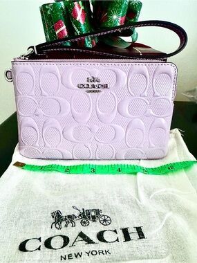 COACH Light Violet Signature Patent Leather Corner Zip Wristlet + Coach Dust Bag